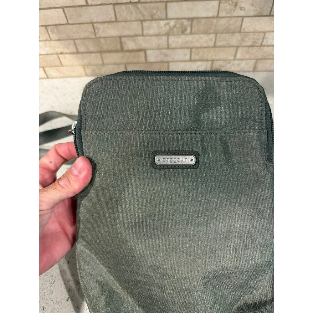 Take‎ Two RFID Bryant Convertible Crossbody Baggallini®